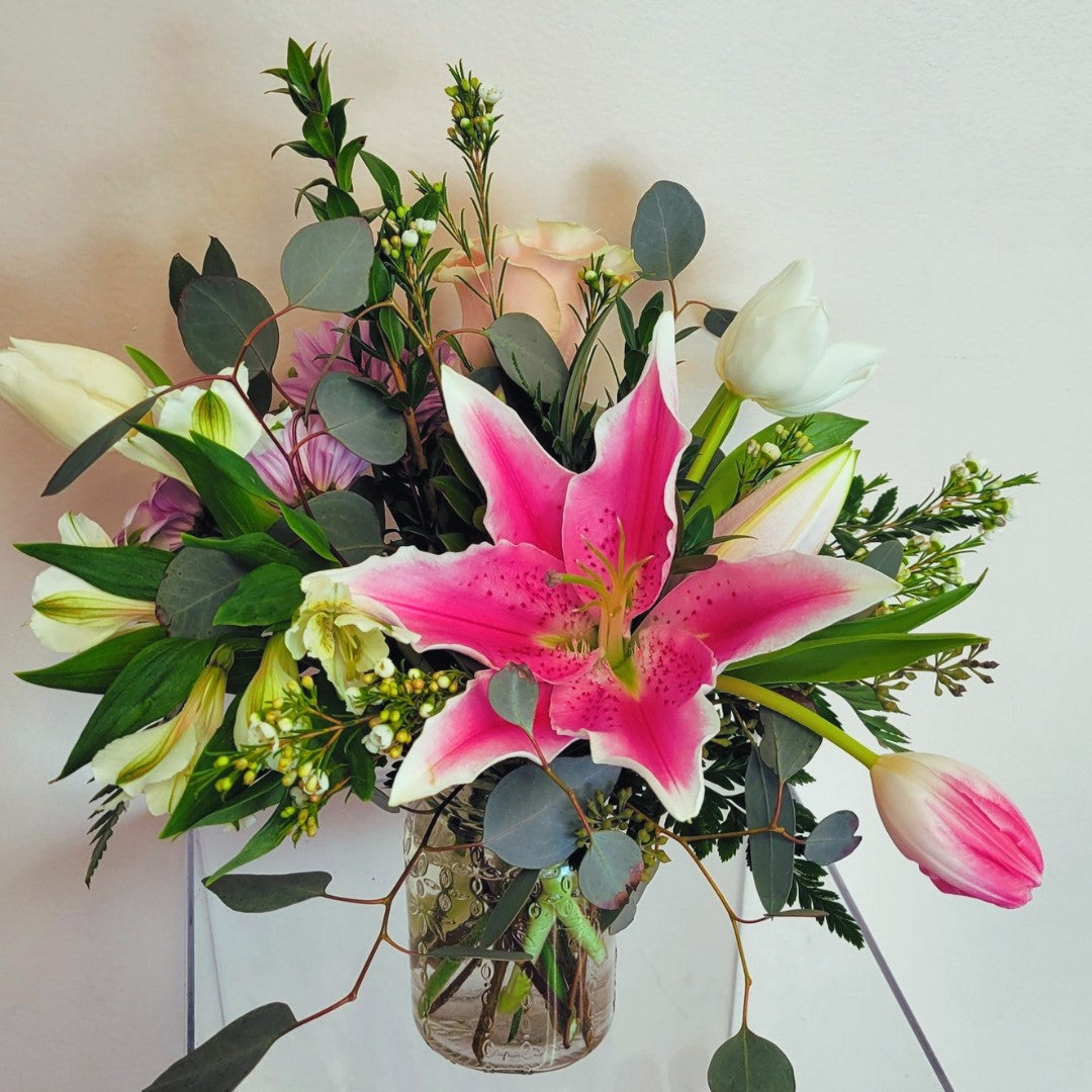 little lily flower Little Lily Vase – Mitten Floral