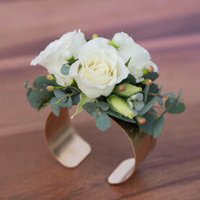 Load image into Gallery viewer, Corsage: Metal Cuff
