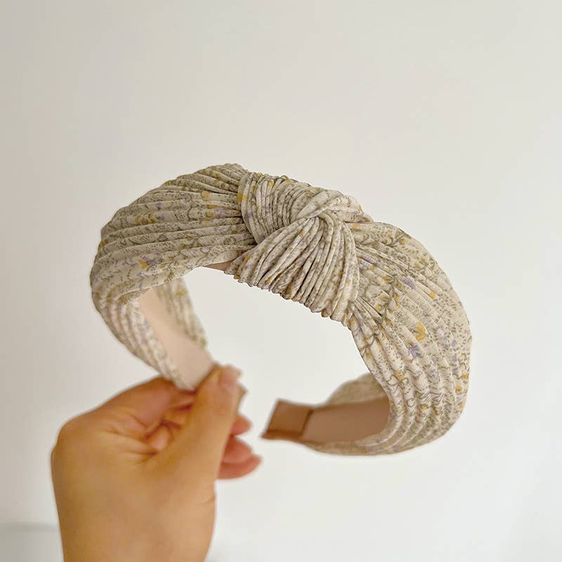 
                  
                    Paisley Floral Pleated Knot Headband
                  
                