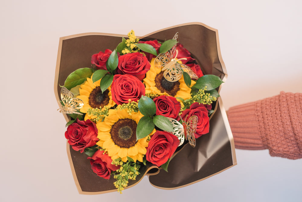 Sunflower and Red Rose Ramo: Gathered Bouquet